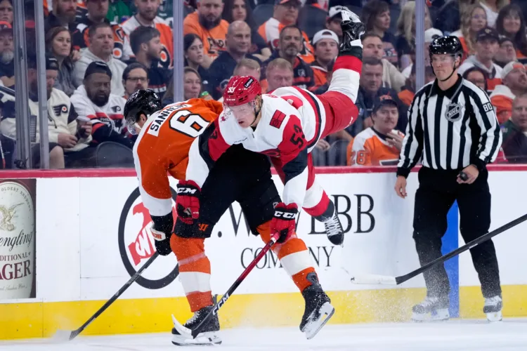 Shorter NHL training camps don't change much about early-season hockey, it's still sloppy